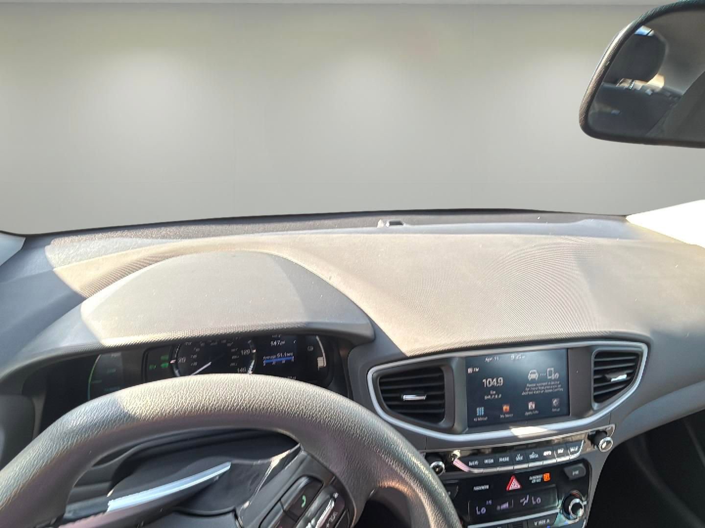 Used 2018 Hyundai Ioniq Blue FWD image 6