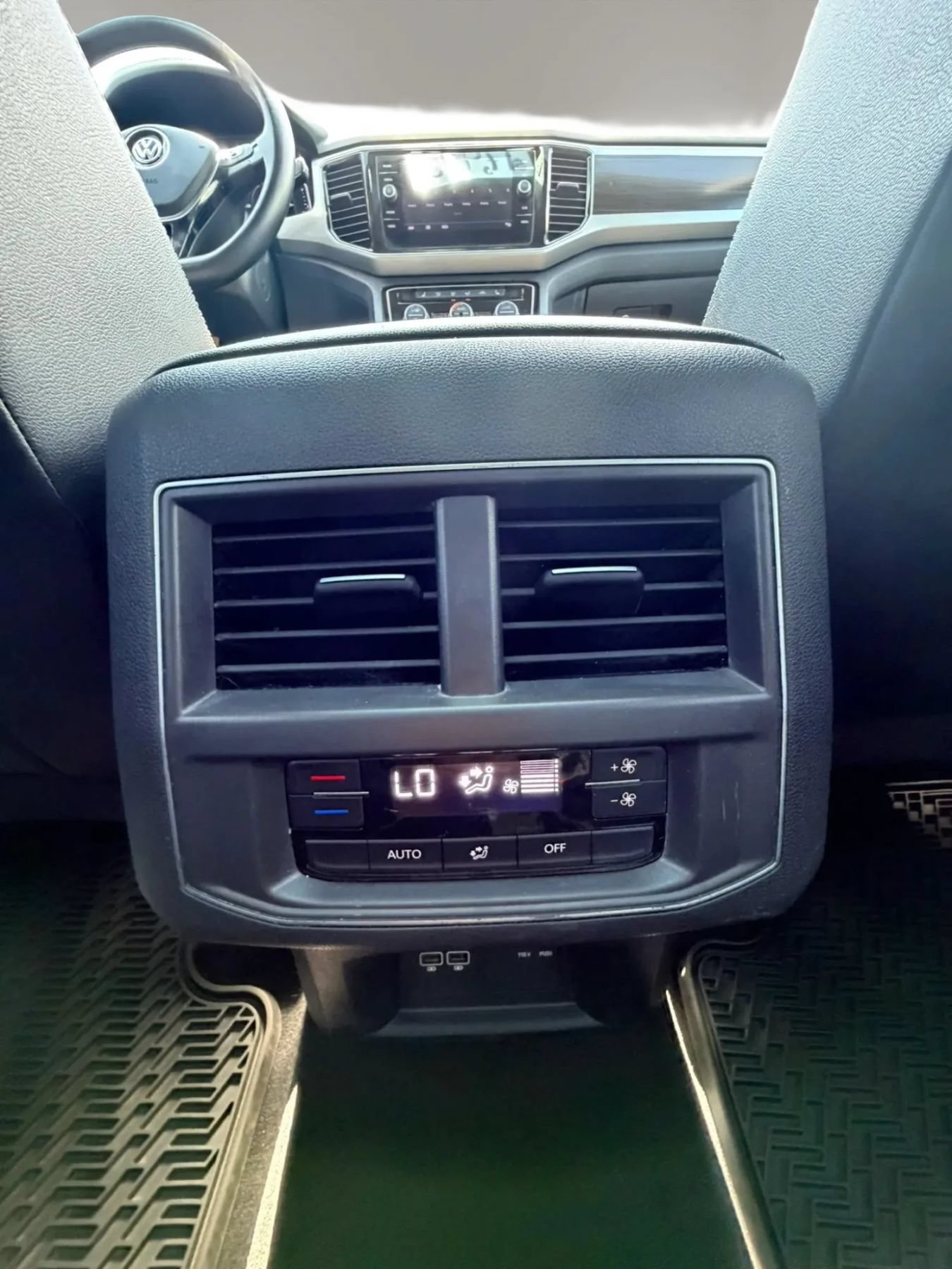 Used 2019 Volkswagen Atlas SEL AWD/4WD image 20