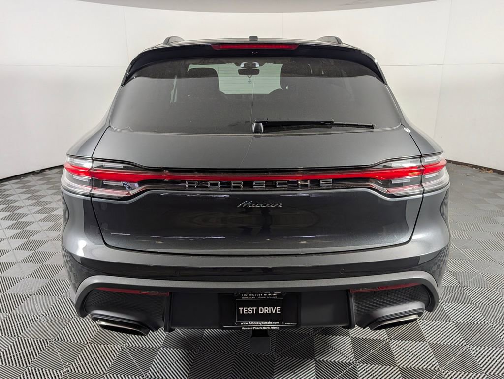 New 2026 Porsche Macan image 6