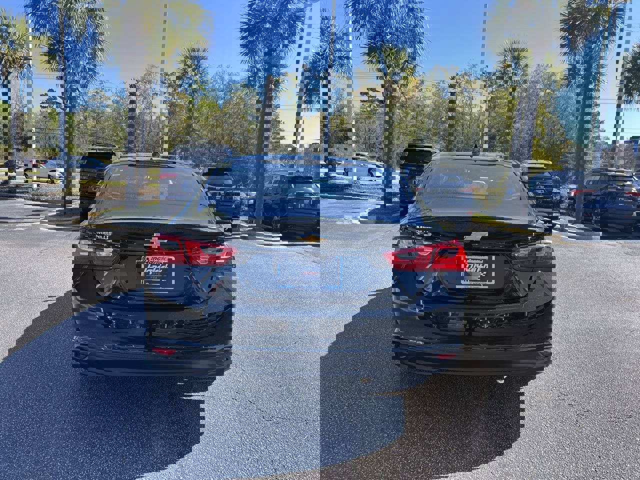 Used 2023 Chevrolet Malibu LT image 9