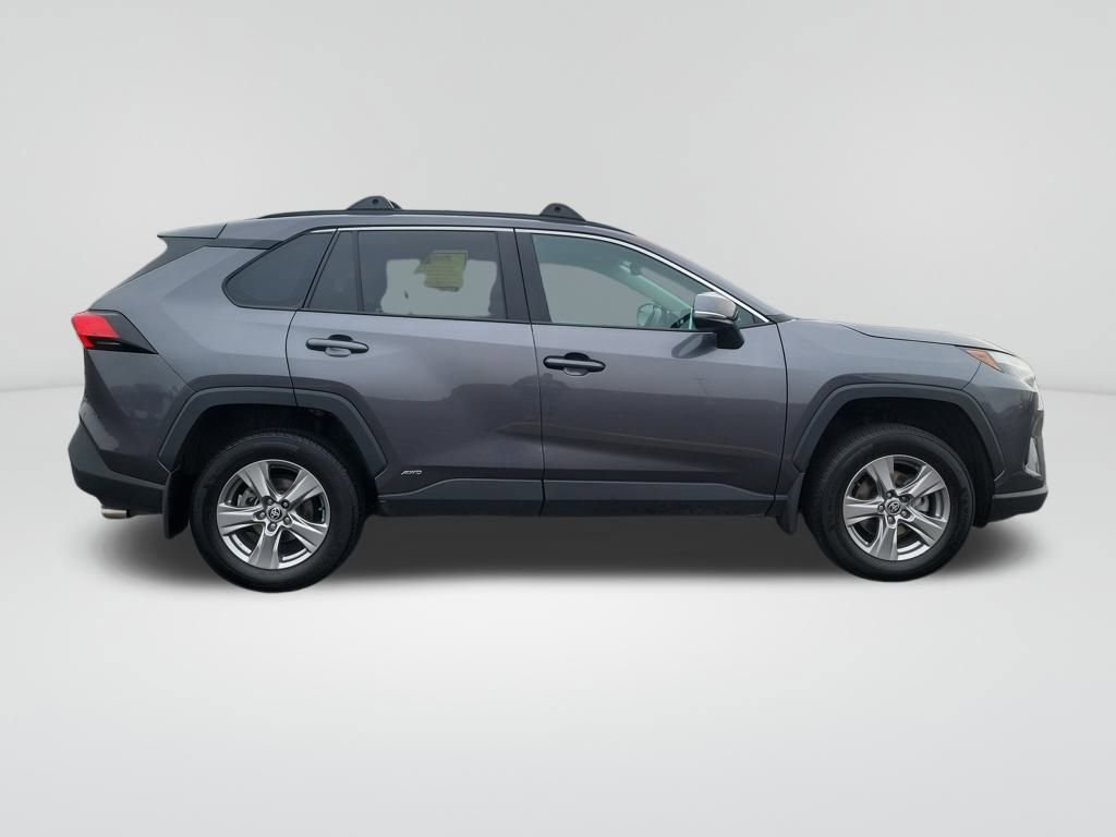 Used 2024 Toyota RAV4 XLE image 7