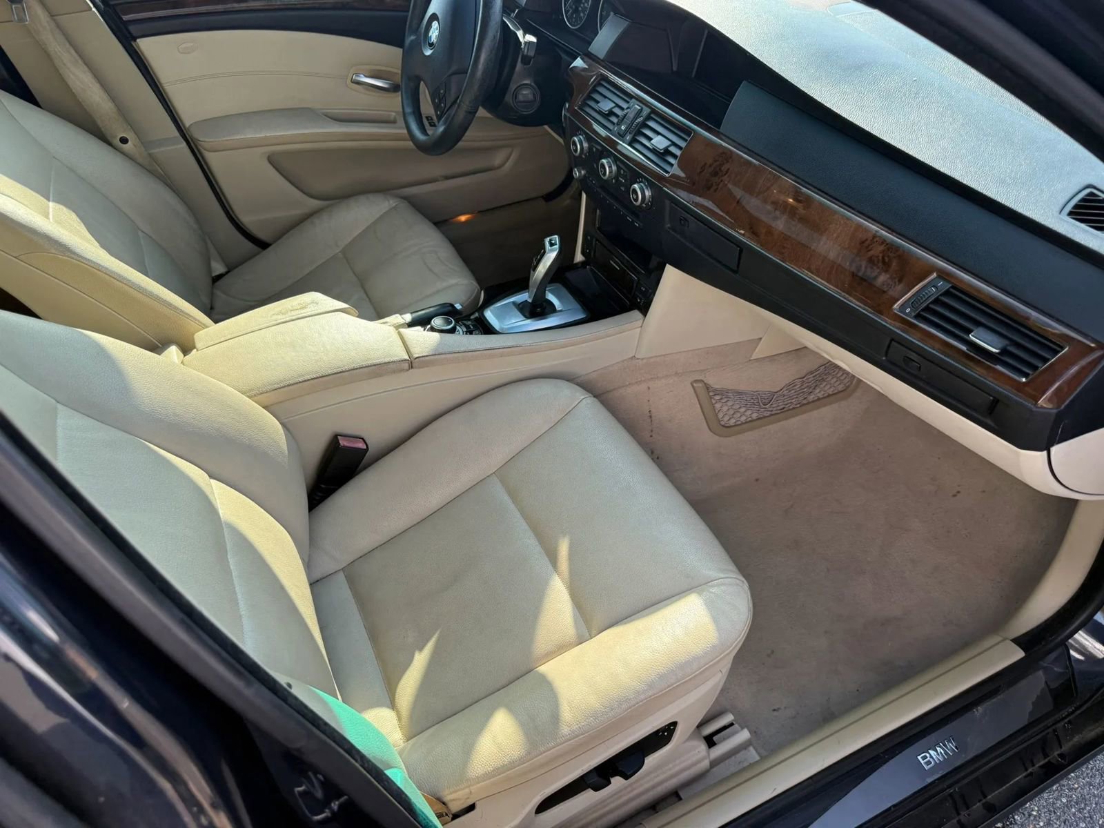 Used 2010 BMW 528i Sedan RWD image 19