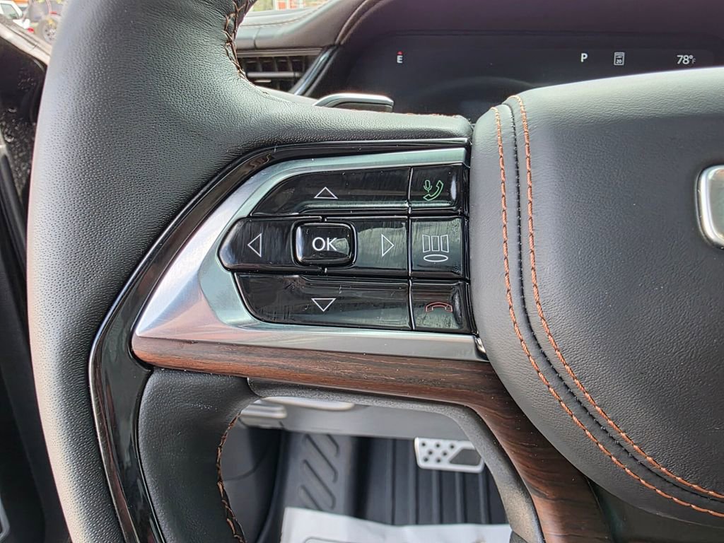 Used 2025 Jeep Grand Cherokee Summit w/ Adv Protech Group IV AWD/4WD image 26