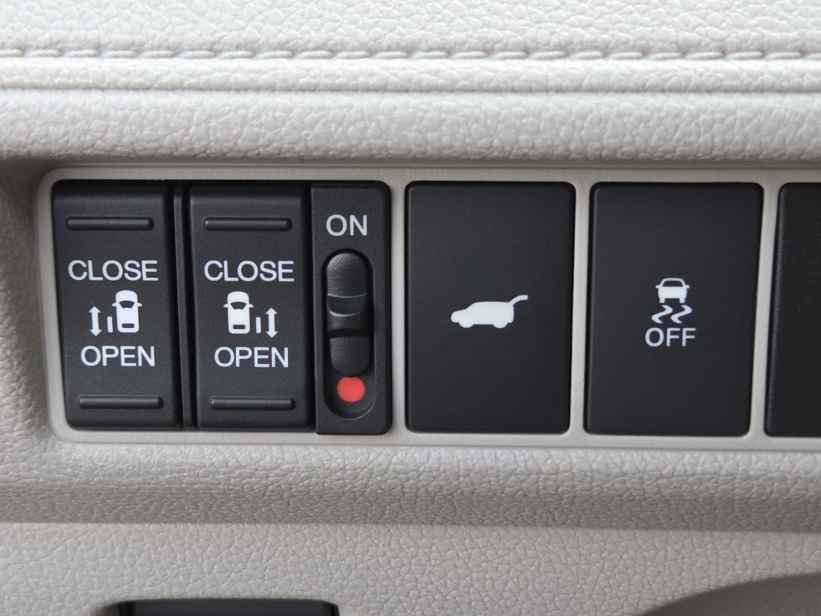 Certified 2026 Honda Odyssey EX-L image 16