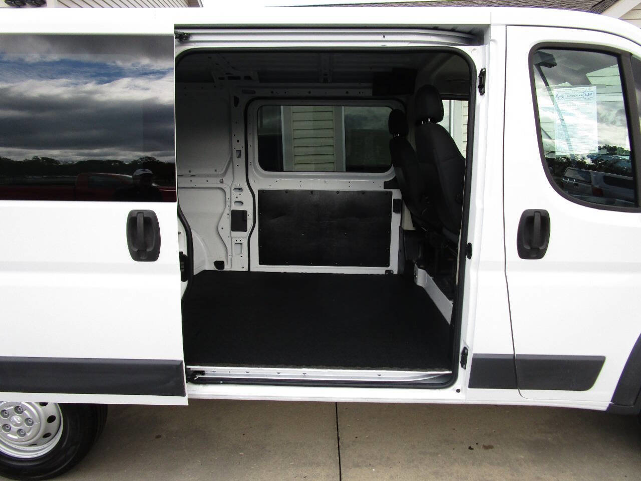 Used 2015 RAM ProMaster 1500 w/ Cargo Convenience Group image 13