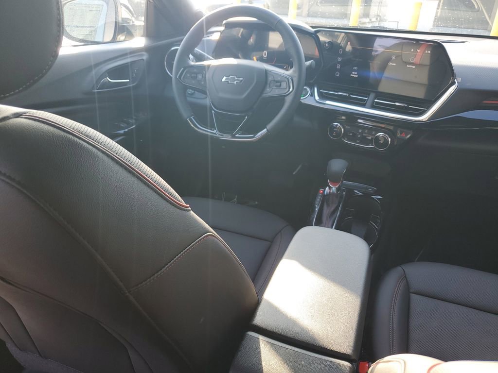 New 2026 Chevrolet Trax RS w/ Driver Confidence Package image 11
