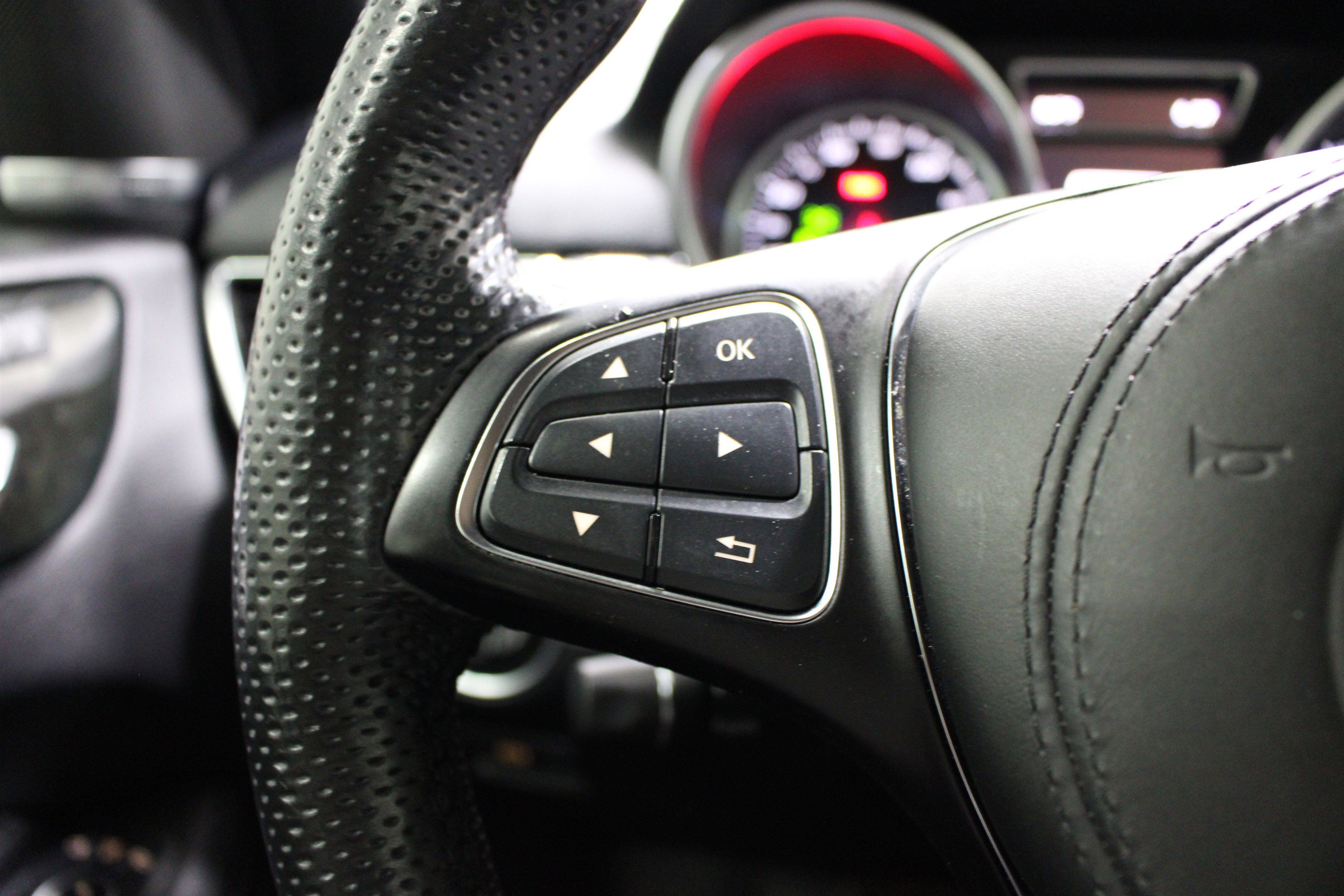 Used 2019 Mercedes-Benz GLS 550 GLS 550 image 12