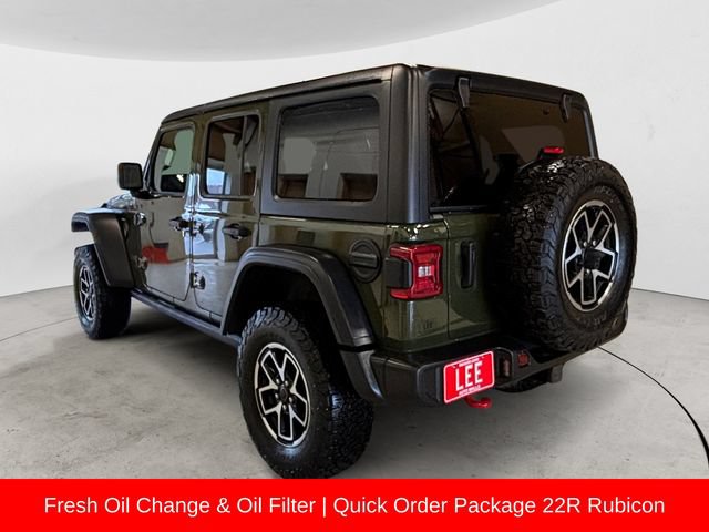 Used 2024 Jeep Wrangler Unlimited Rubicon w/ Convenience Group AWD/4WD image 3