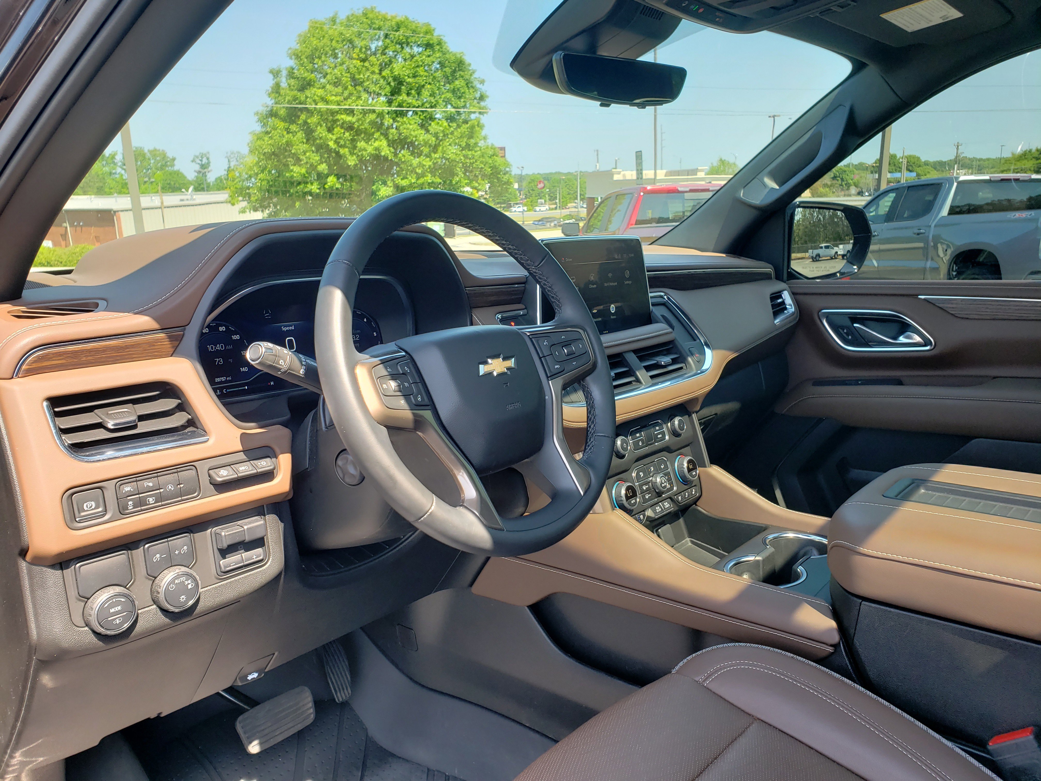 Used 2024 Chevrolet Tahoe High Country RWD image 29