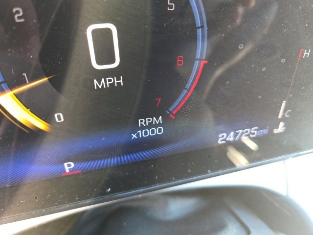 Used 2025 Chevrolet Trax LT w/ LT Convenience Package image 5