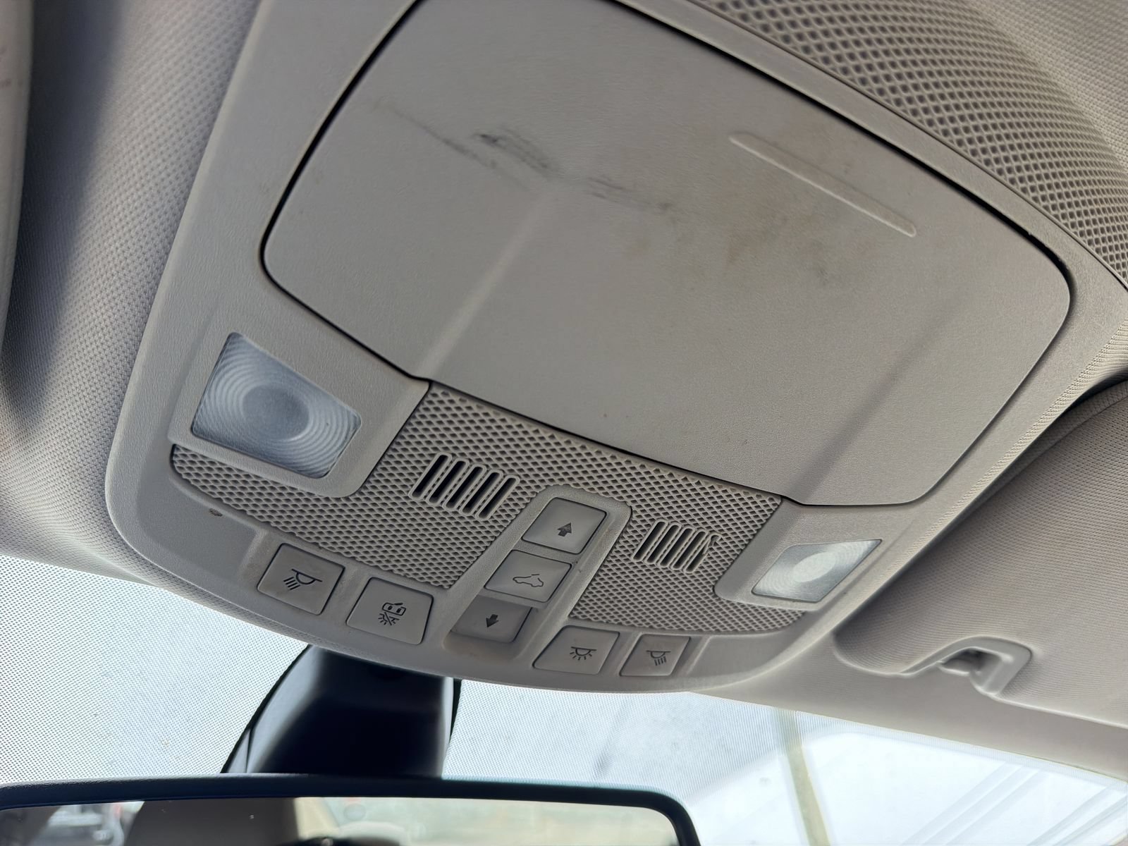 Used 2019 Ford Fusion SEL FWD image 17