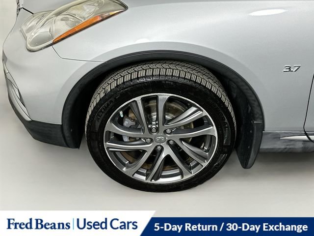Used 2016 INFINITI QX50 AWD w/ Deluxe Touring Package image 18