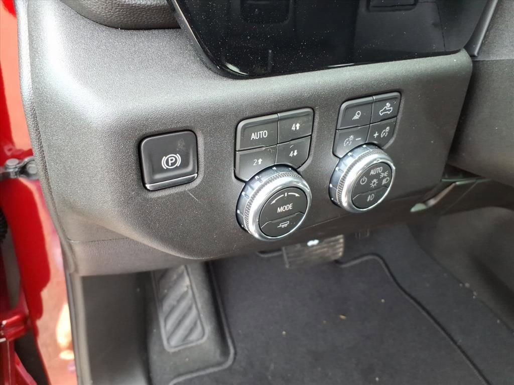 New 2026 GMC Sierra 2500 SLT w/ SLT Convenience Package image 10