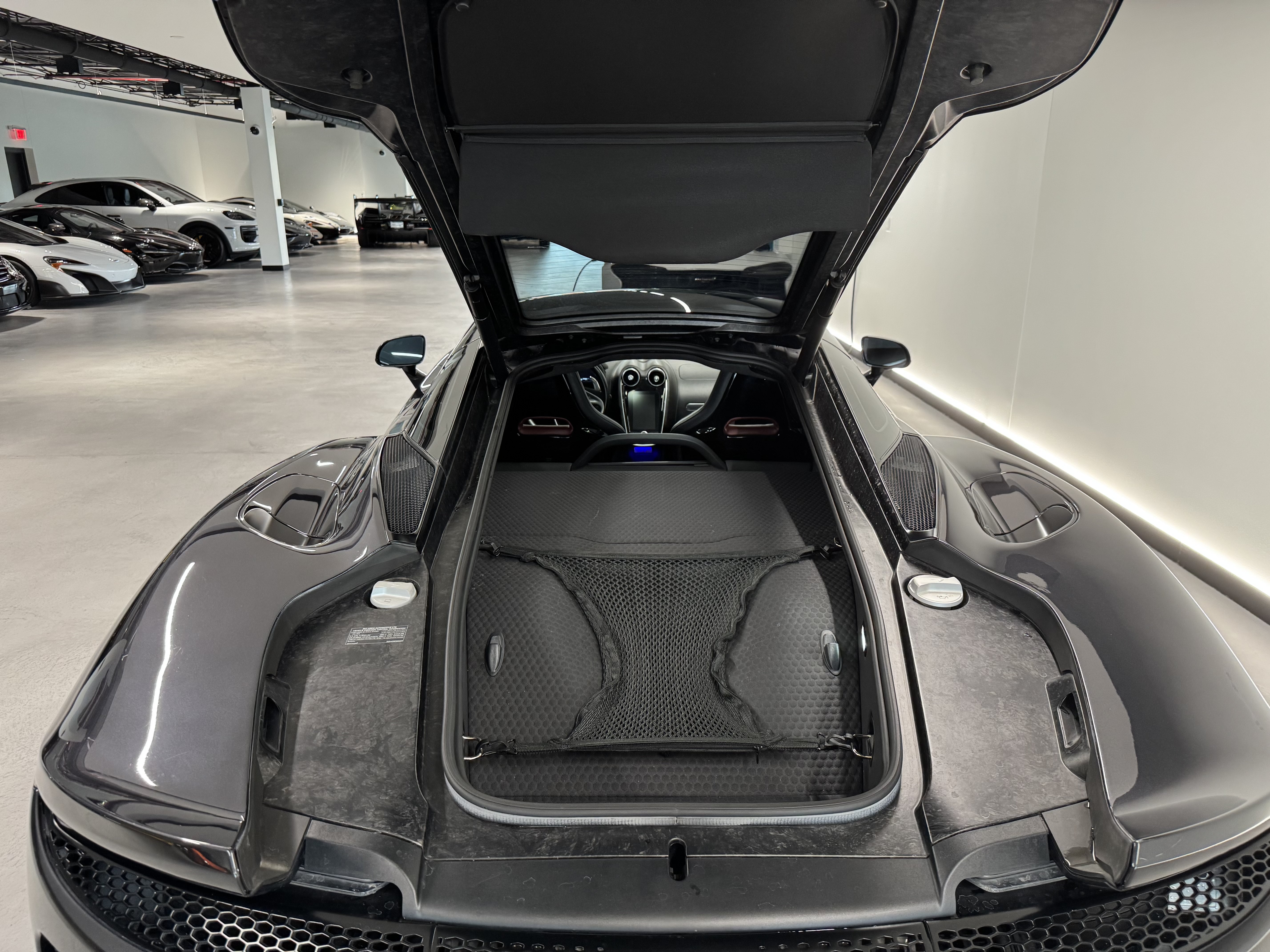 Used 2023 McLaren GT RWD image 12