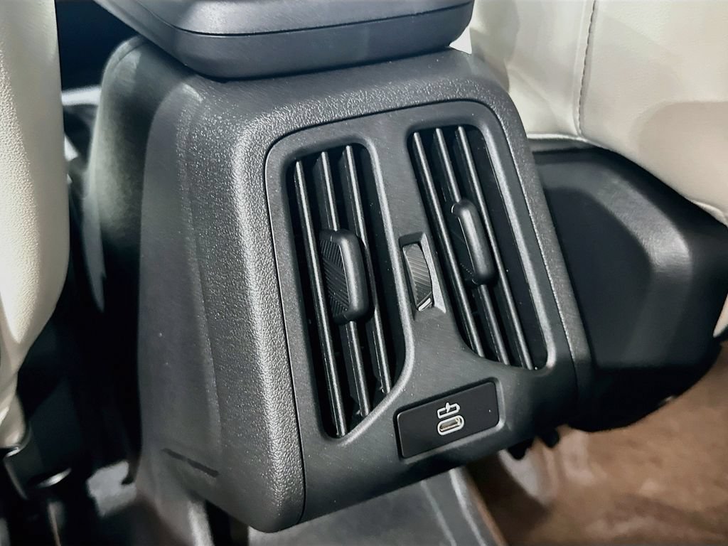 New 2027 BMW X1 xDrive28i AWD/4WD image 26