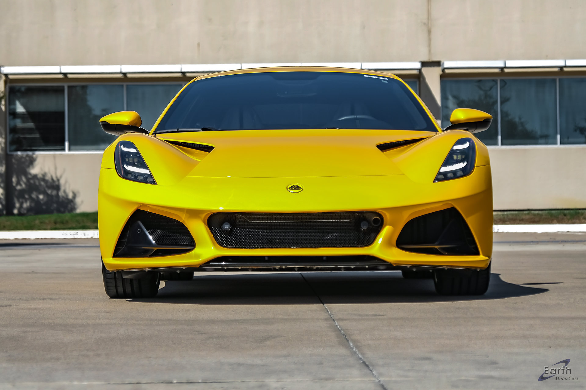 Used 2025 Lotus Emira RWD image 36