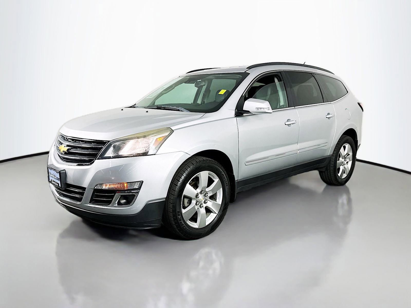 Used 2015 Chevrolet Traverse LTZ AWD/4WD image 7
