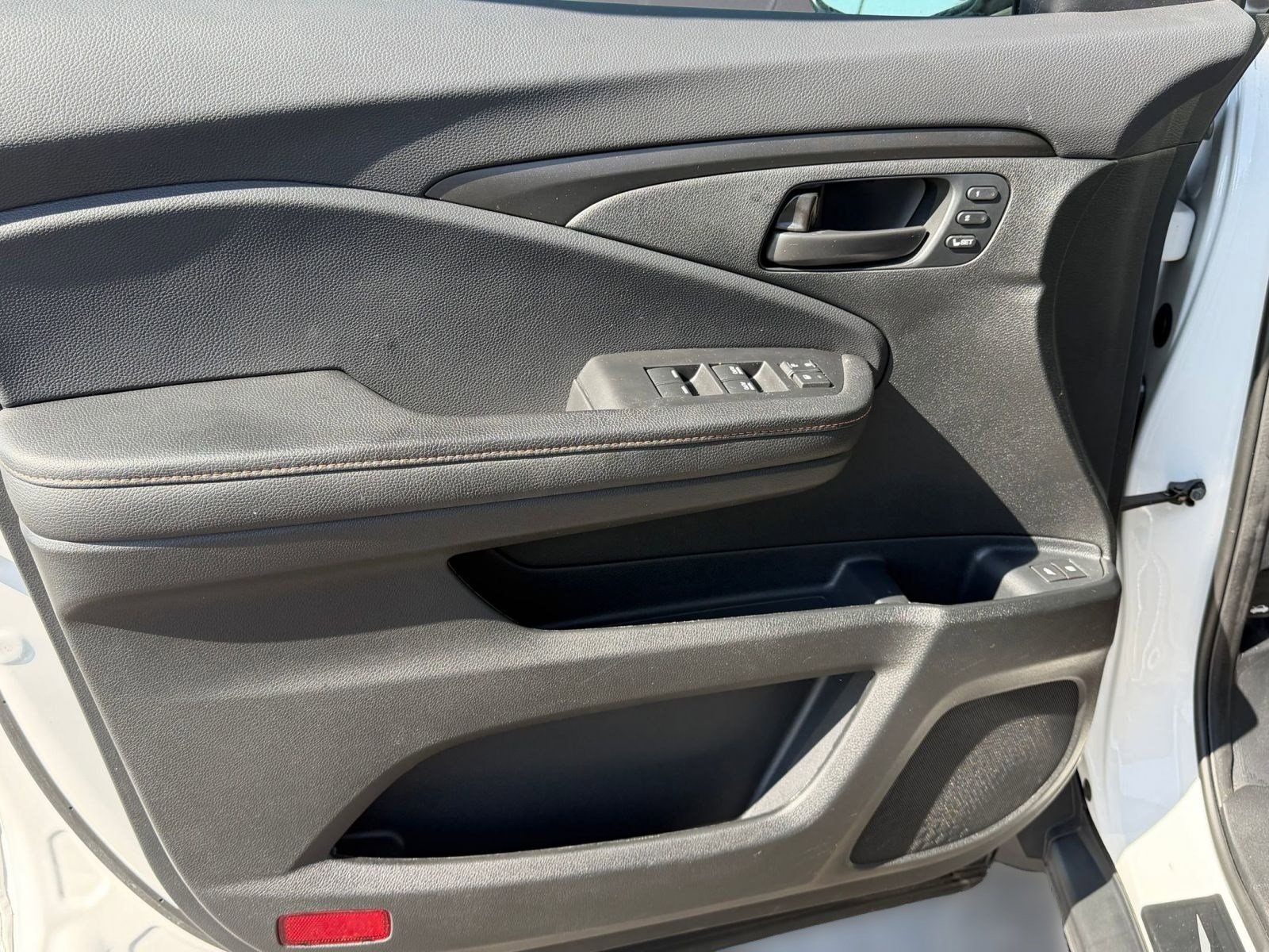 Used 2024 Honda Passport TrailSport image 12