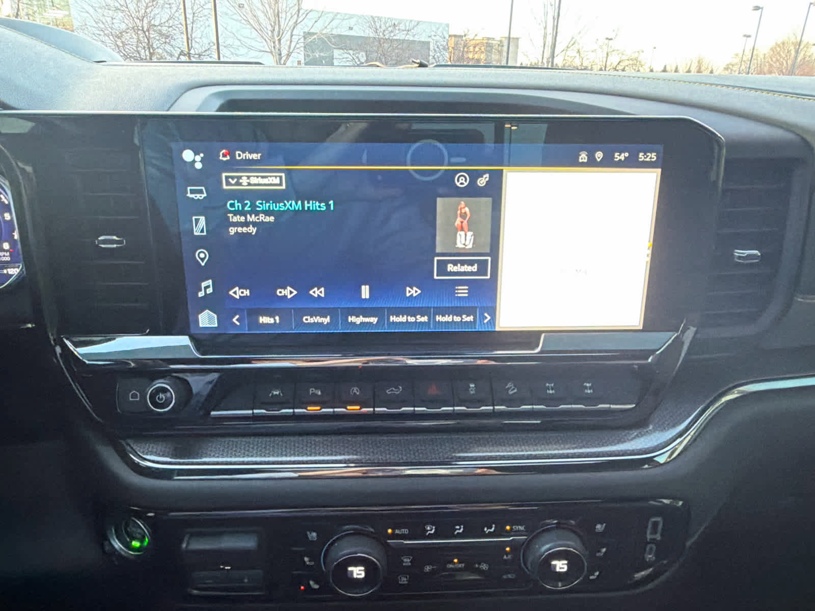 Used 2022 Chevrolet Silverado 1500 ZR2 w/ Technology Package image 32