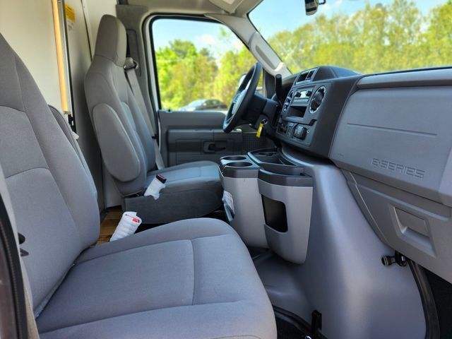New 2027 Ford E-350 and Econoline 350 Super Duty RWD image 11
