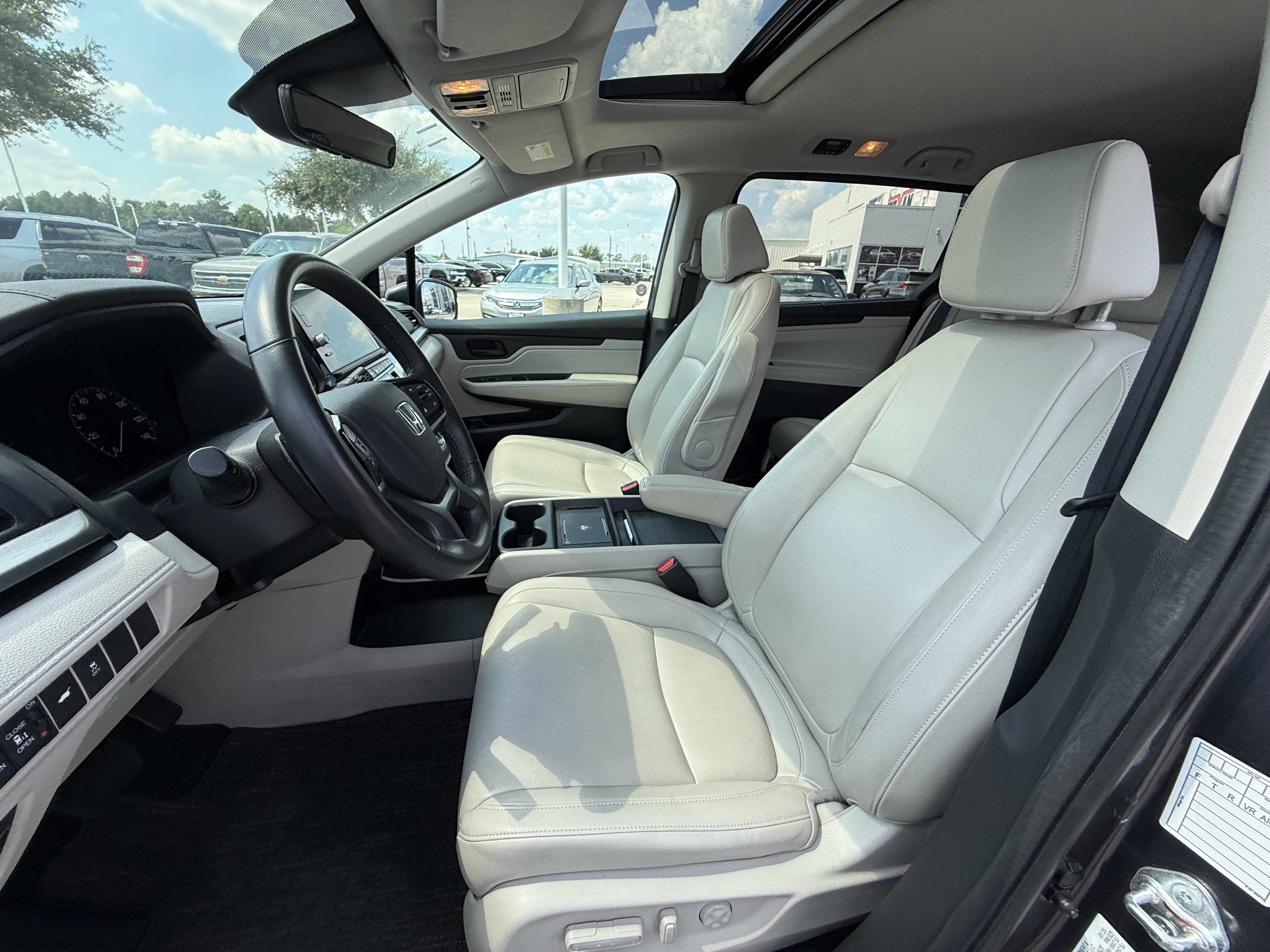 Used 2025 Honda Odyssey EX-L image 28