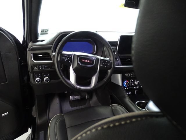 Certified 2023 GMC Yukon SLT w/ SLT Luxury Package AWD/4WD image 5