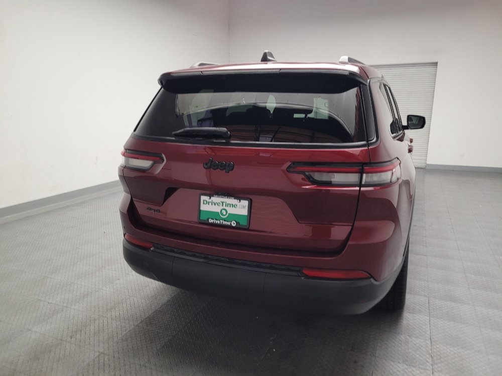 Used 2023 Jeep Grand Cherokee L Laredo AWD/4WD image 7