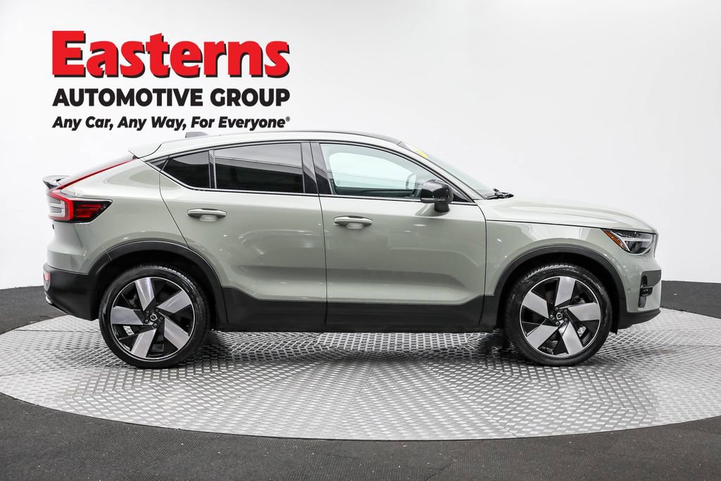 Used 2023 Volvo C40 P8 Recharge Plus w/ Climate Package image 4