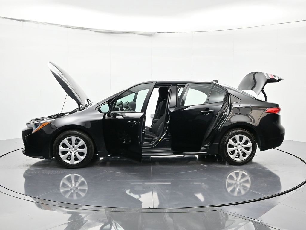 Used 2023 Toyota Corolla LE image 51