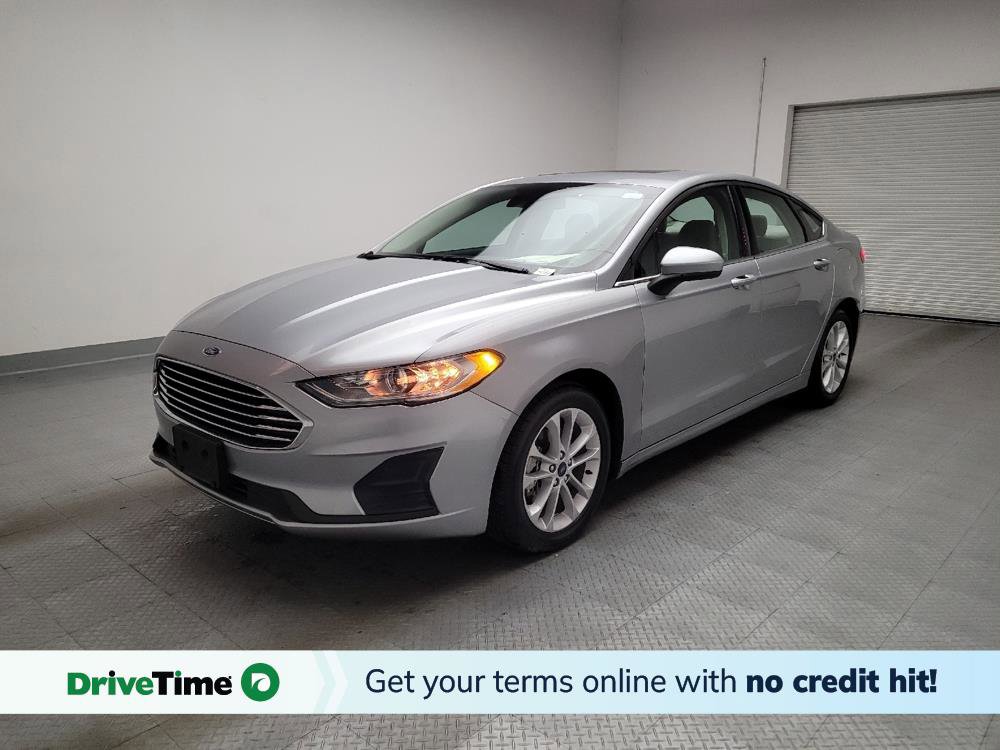 Used 2020 Ford Fusion SE image 1