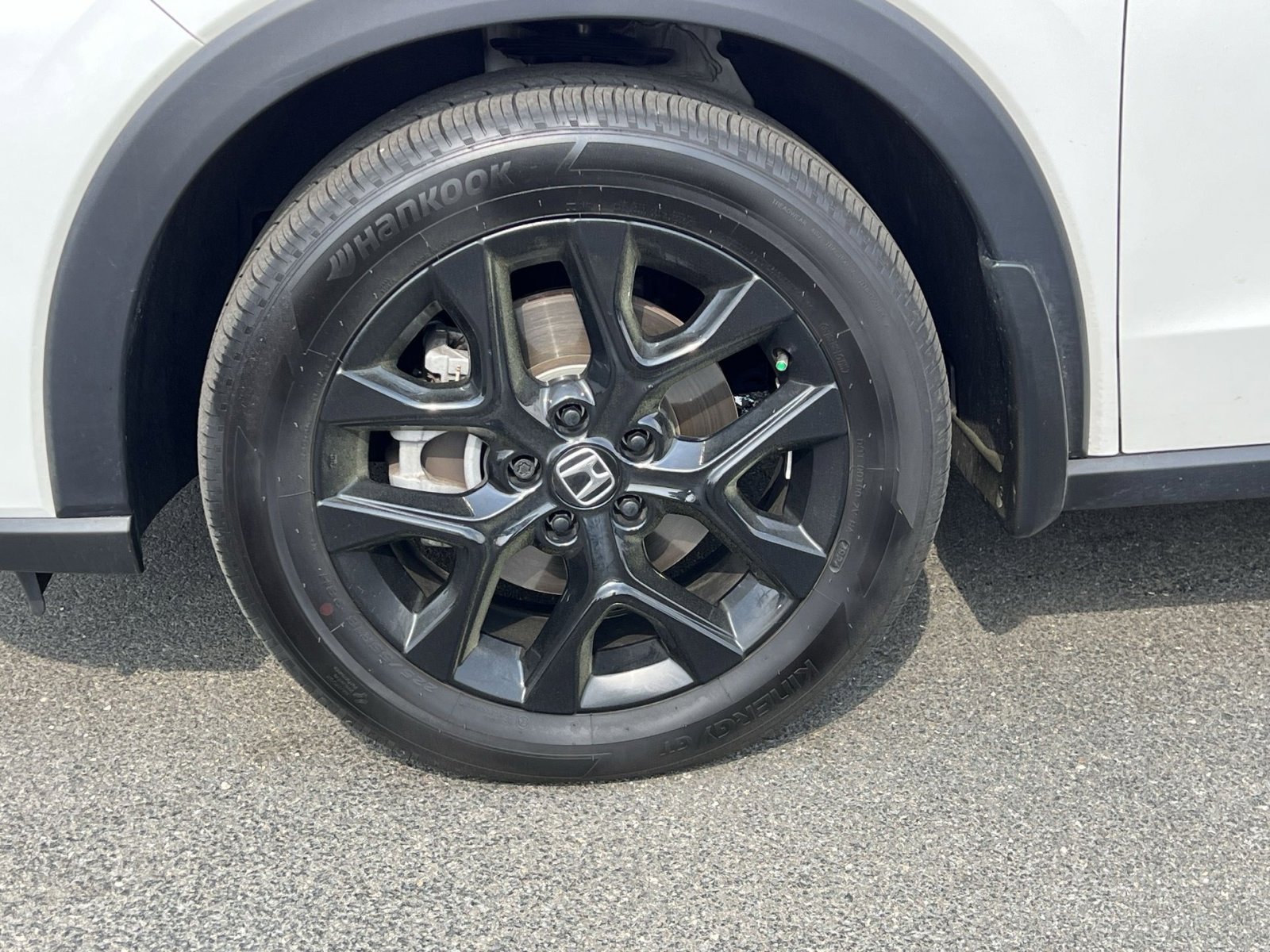 Used 2025 Honda HR-V Sport image 9