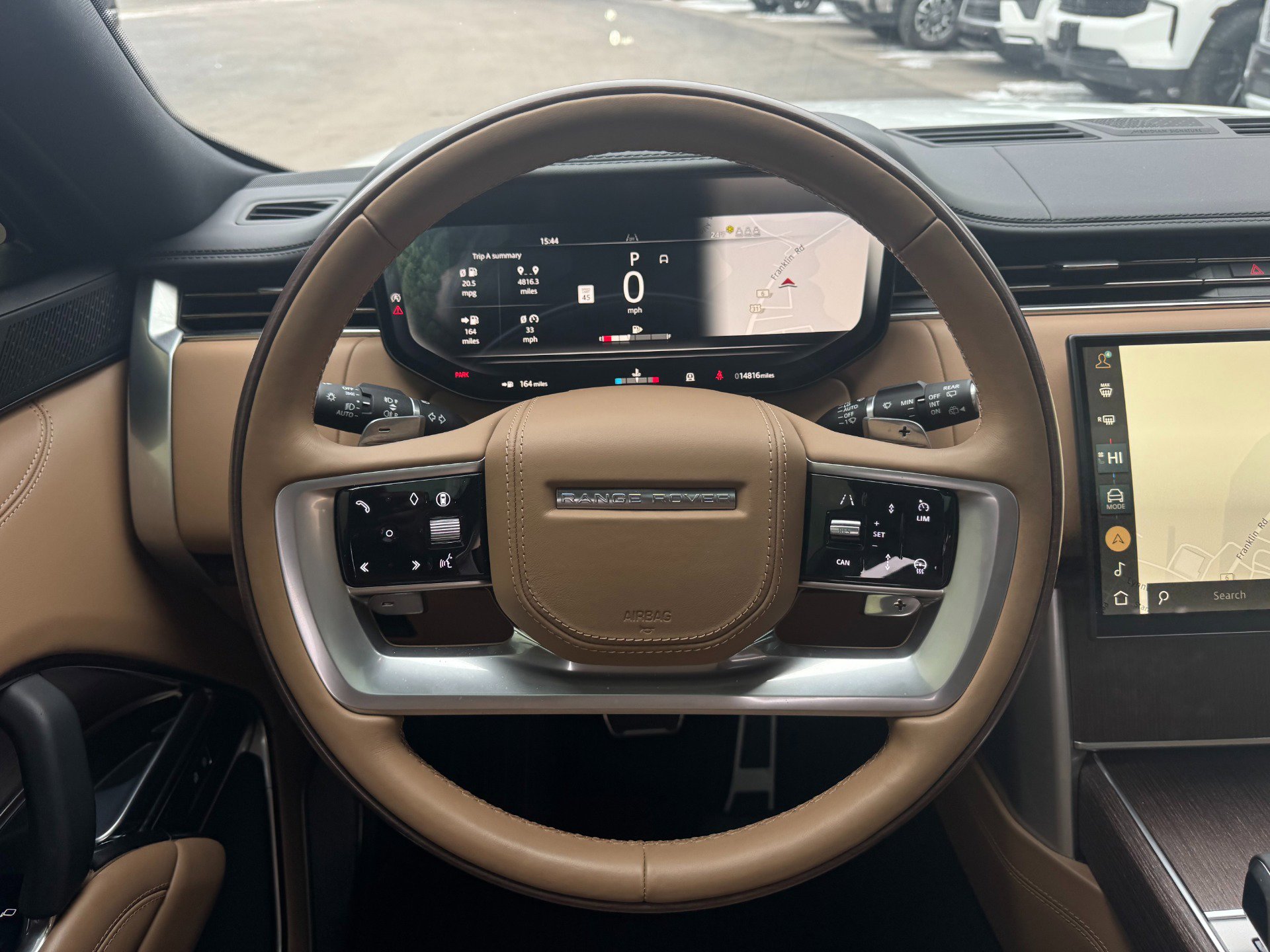 Used 2024 Land Rover Range Rover Long Wheelbase Autobiography image 54