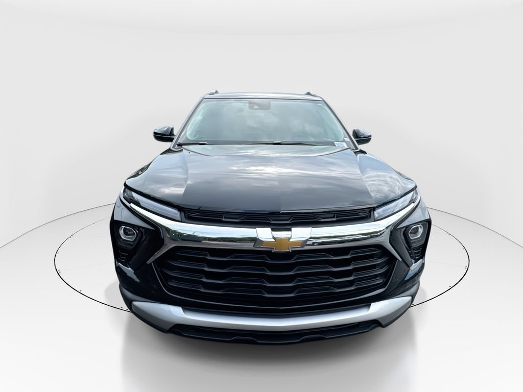 New 2026 Chevrolet TrailBlazer LT w/ LT Cold Weather Package FWD image 3