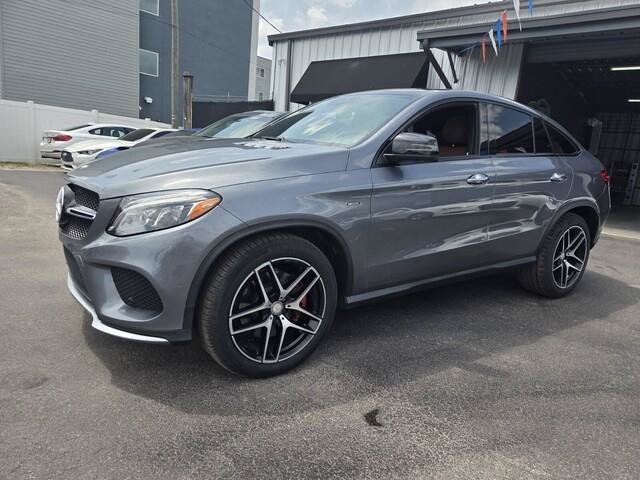 Used 2016 Mercedes-Benz GLE 450 4MATIC Coupe w/ Premium Package image 3