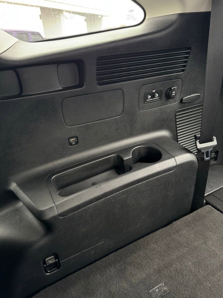 Used 2021 Kia Sorento EX image 32