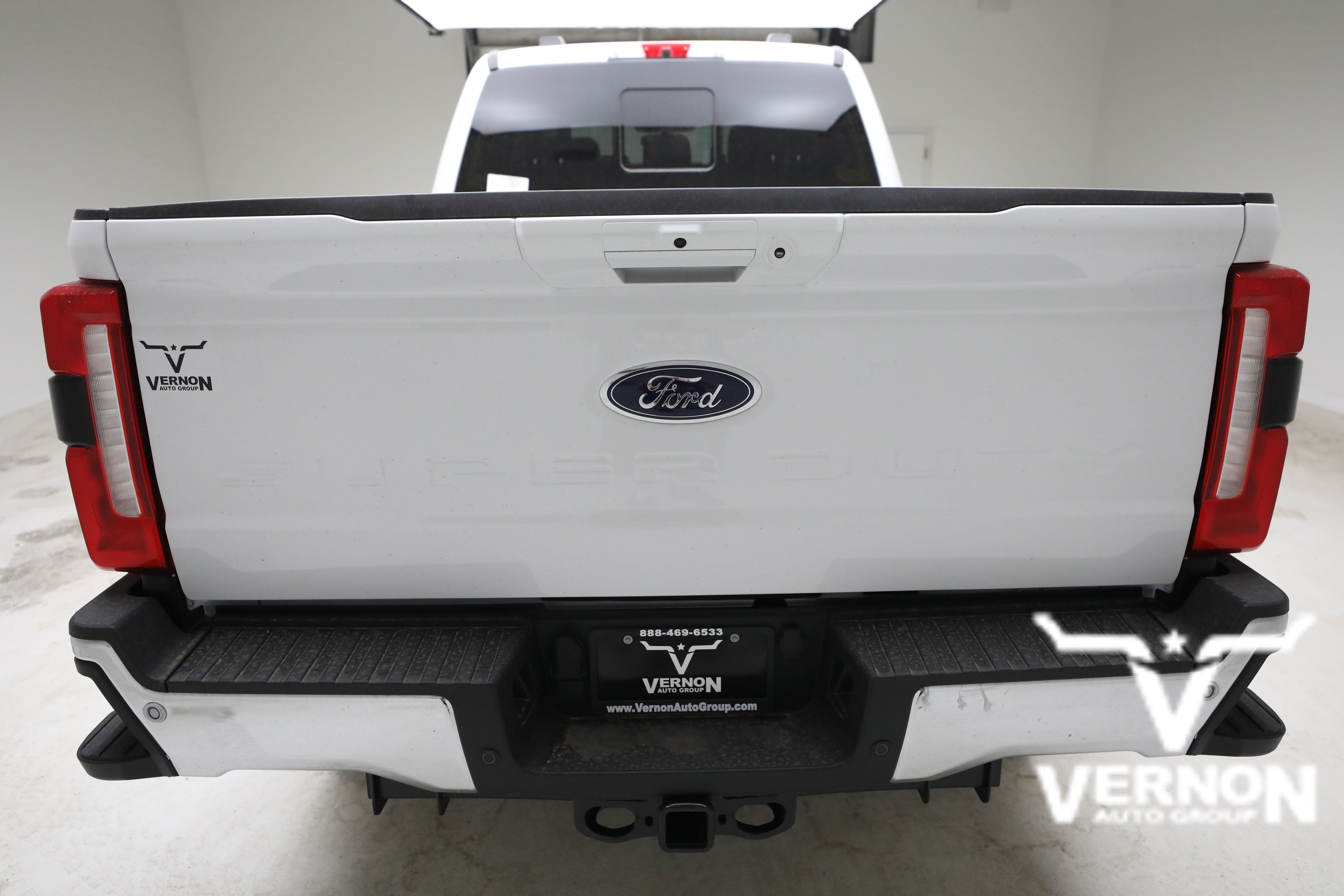 New 2026 Ford F250 Lariat w/ Tremor Off-Road Package AWD/4WD image 4
