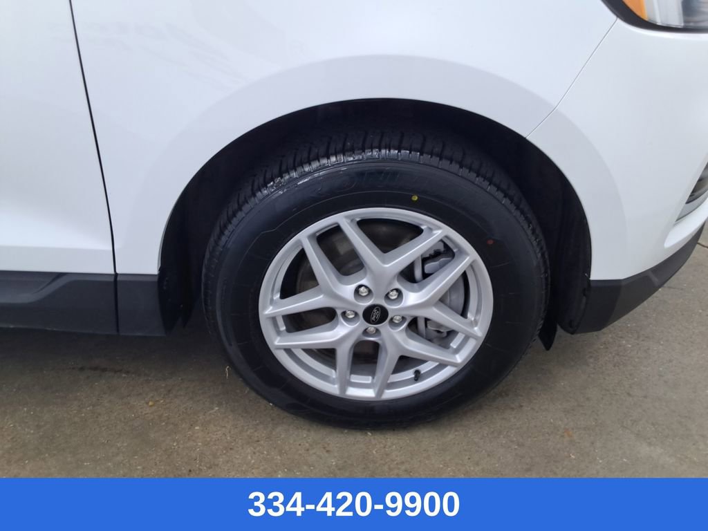 Used 2024 Ford Edge SEL image 22