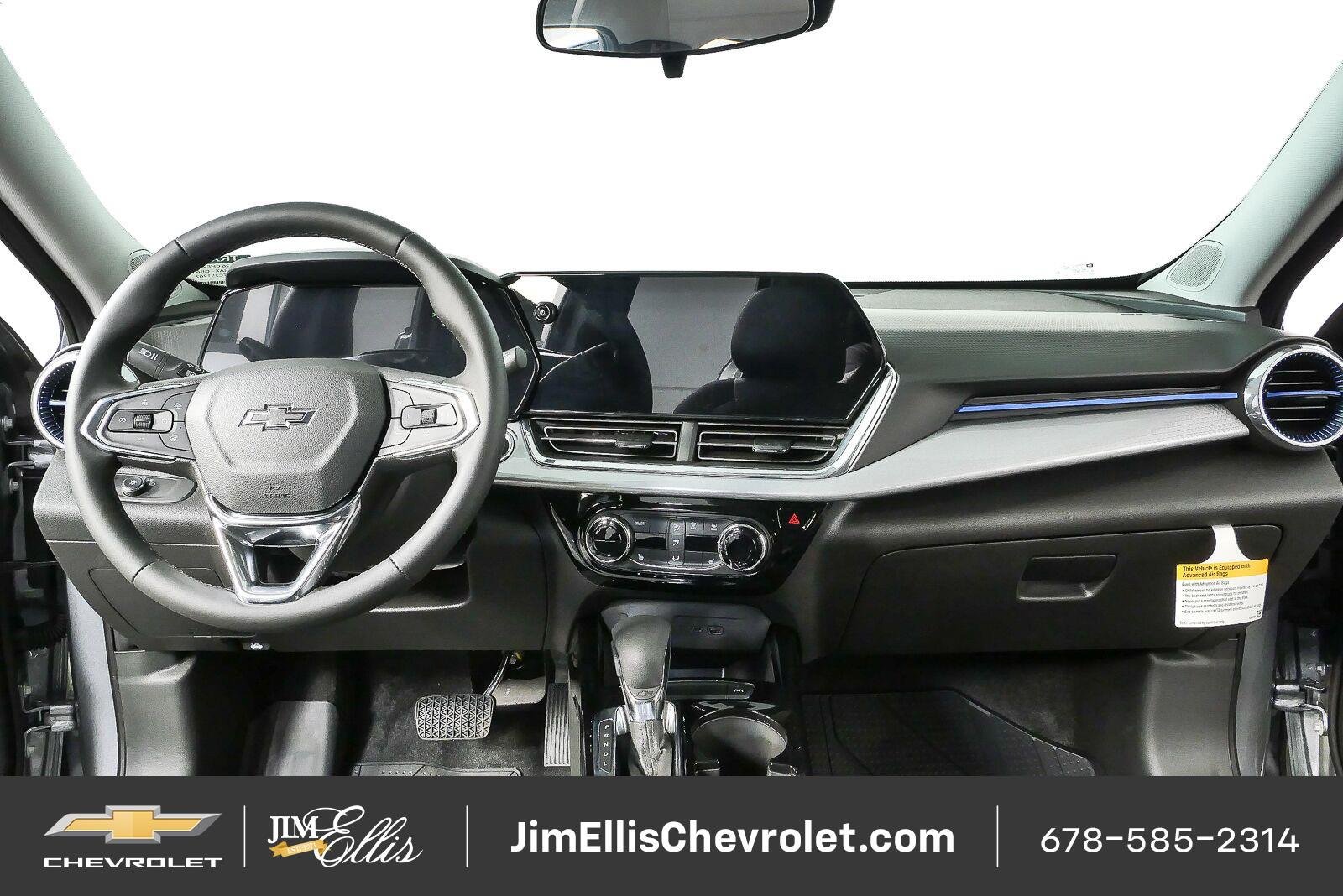 New 2026 Chevrolet Trax LT w/ Driver Confidence Package FWD image 17