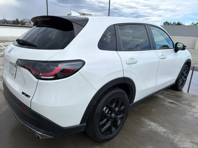Used 2025 Honda HR-V Sport image 2