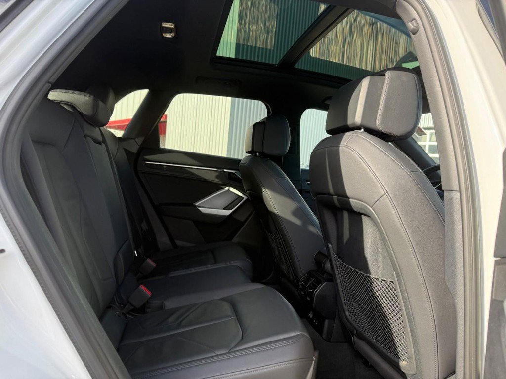 Used 2023 Audi Q3 2.0T Premium image 13