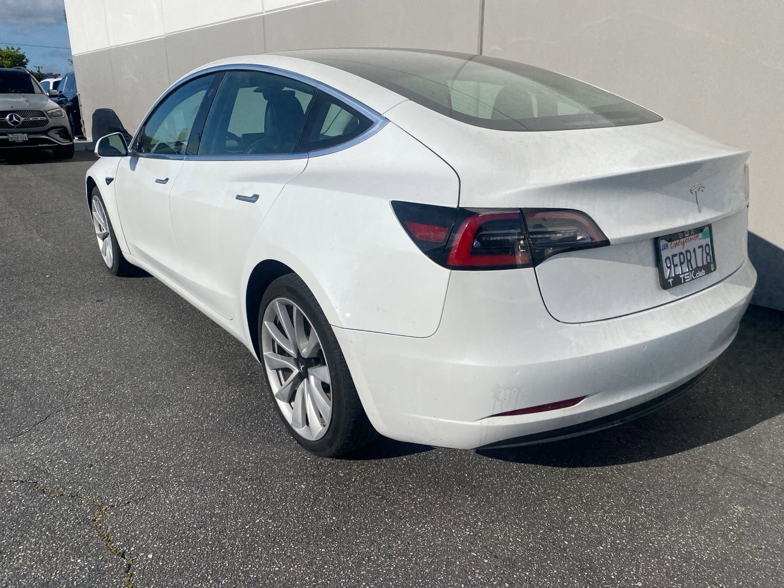 Used 2020 Tesla Model 3 Standard Range Plus RWD image 4