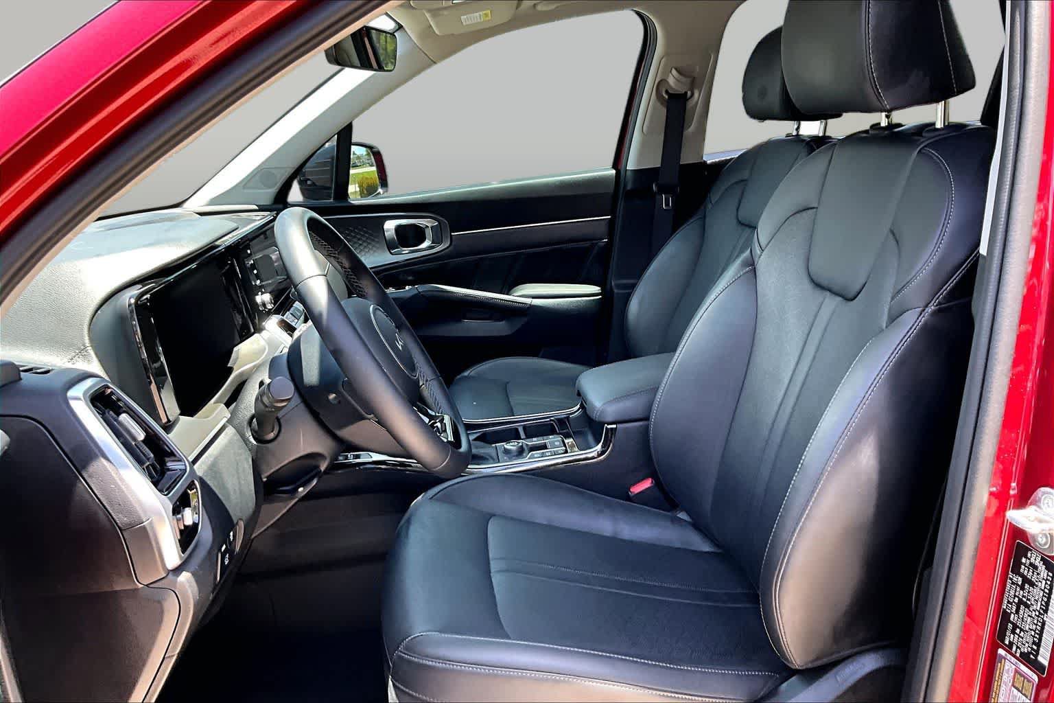 Used 2023 Kia Sorento SX AWD/4WD image 8