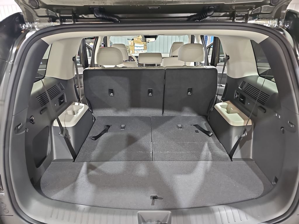 New 2026 Hyundai Santa Fe SEL w/ Tow & Go Package AWD/4WD image 13