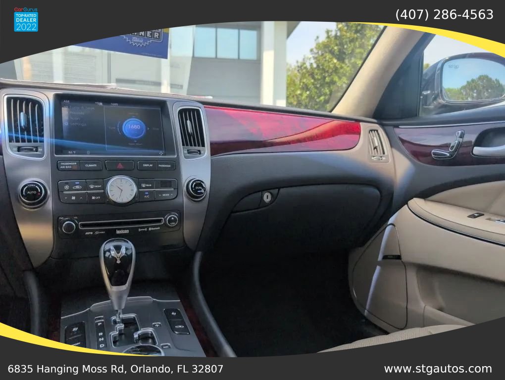 Used 2013 Hyundai Equus Signature RWD image 17