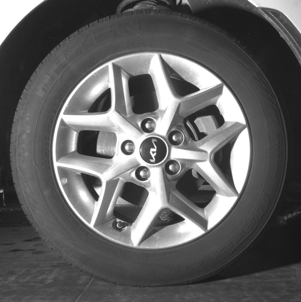 Used 2025 Kia Soul LX w/ LX Technology Package image 13