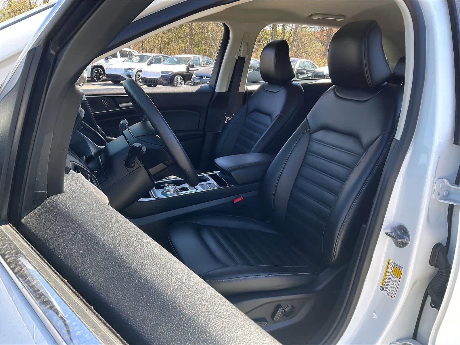 Used 2022 Ford Edge SEL w/ Convenience Package AWD/4WD image 10