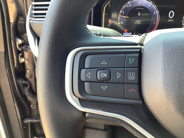 Used 2024 Jeep Wagoneer L 4WD w/ Premium Group I image 13