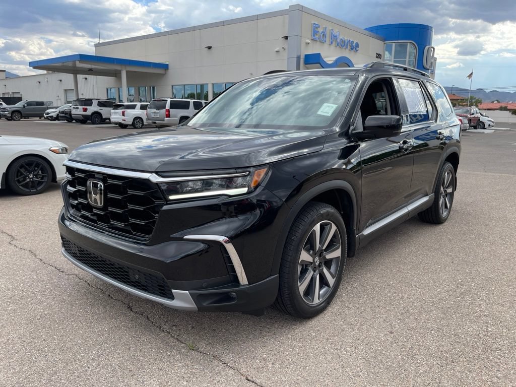 Certified 2024 Honda Pilot Touring video 1