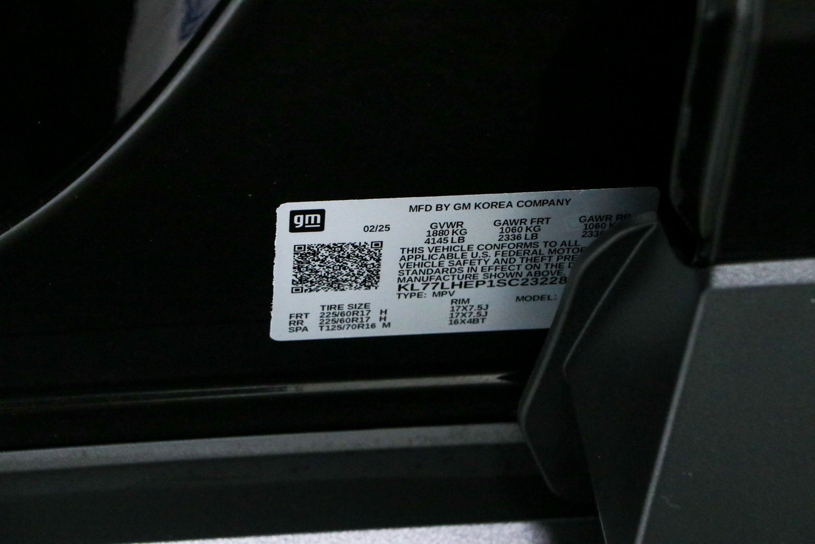 Used 2025 Chevrolet Trax LT w/ LT Convenience Package FWD image 31