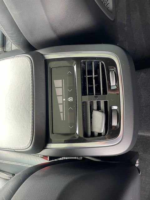 Used 2018 Volvo XC90 T6 Inscription w/ Convenience Package AWD/4WD image 28